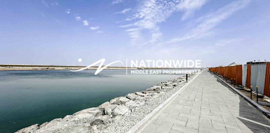 Zemljište u Abu Dhabi, UAE 817 m2 Br. 679345