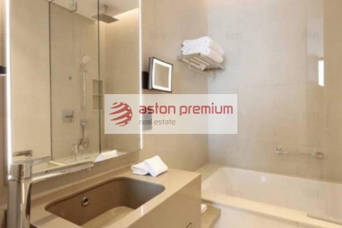 Apartment in Jumeirah Beach Residence, Dubai, UAE 1 bedroom, 65 sq.m. № 679351 - photo 12