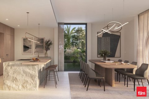 Villa itt: Dubai, EAE, 4 hálószoba, 221.5 m², azonosító: 682368