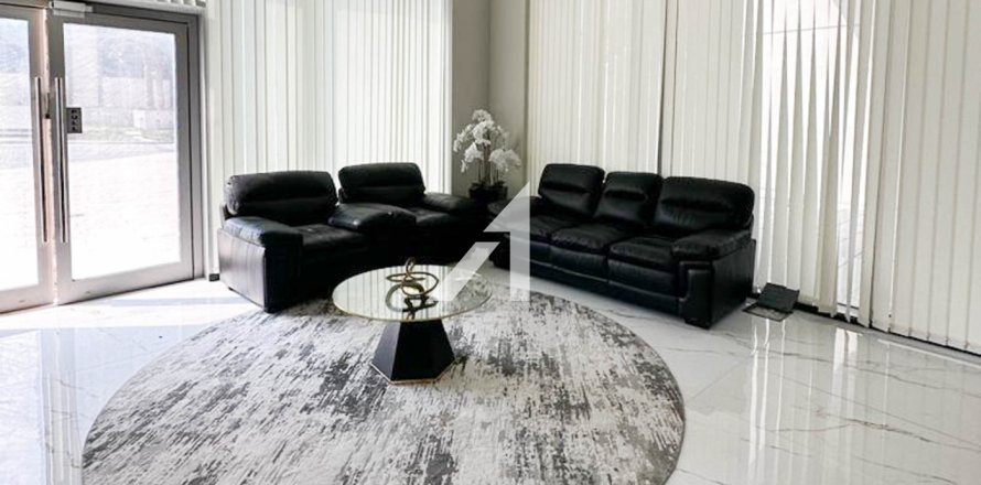 Iroda itt: Dubai, EAE, 296.8 m², azonosító: 658516