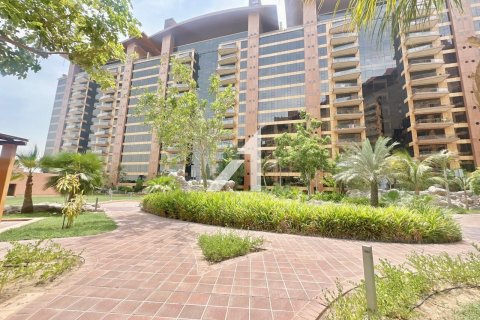 Dubai, BAE’de kiralık daire 2 yatak odası, 155.8 m&sup2; No 658510 - fotoğraf 2