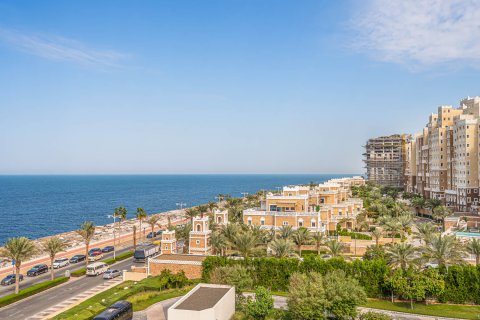 Apartment til leje i Palm Jumeirah, Dubai, UAE 2 soveværelser, 123.57 kvm № 750731 - foto 14