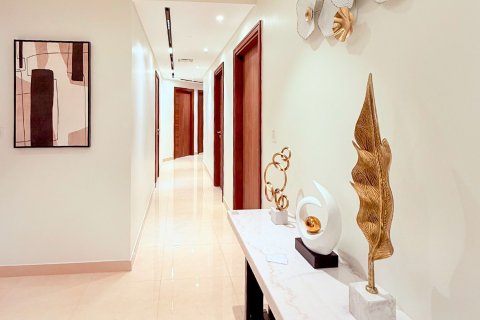 Apartment til leje i Downtown Dubai (Downtown Burj Dubai), Dubai, UAE 3 soveværelser, 203.36 kvm № 750735 - foto 14