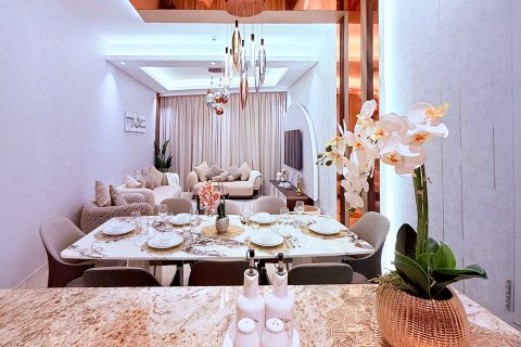 Apartment til leje i Downtown Dubai (Downtown Burj Dubai), Dubai, UAE 3 soveværelser, 203.36 kvm № 750735 - foto 2