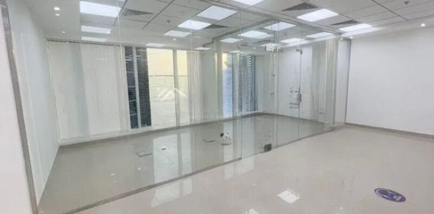 Iroda itt: Business Bay, Dubai, EAE, 84 m², azonosító: 678808