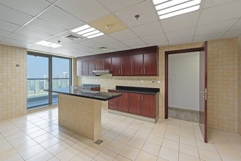 Apartment in Dubai Marina, Dubai, UAE 3 bedrooms, 361 sq.m. № 678810 - photo 7