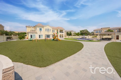 فيلا للإيجار في المرابع العربية، دبي، الإمارات العربية المتحدة 7 غرفة نوم ، 1300.64 متر مربع ، رقم 733409 - صورة 2