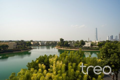 Üürile anda villa asukohaga Emirates Hills, Dubai, AÜE: 8 magamistoaga, 1723.72 m² Nr 733410 - pilt 4