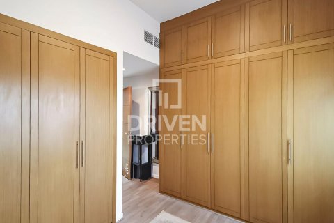 Vilë në Jumeirah Park, Dubai, Emiratet e Bashkuara Arabe 4 dhoma gjumi, 454 m2. № 684294 - Foto 11