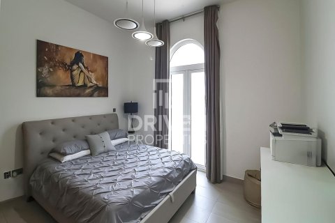 Vilë në Jumeirah Park, Dubai, Emiratet e Bashkuara Arabe 4 dhoma gjumi, 454 m2. № 684294 - Foto 8