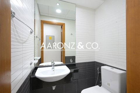 Appartamento in affitto a Dubai Marina, Dubai, EAU 1 camera da letto, 81 mq. № 685848 - foto 13