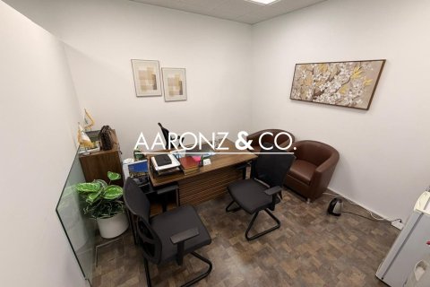 Bureau à louer à Business Bay, Dubai, EAU 107 m2 № 685843 - photo 5