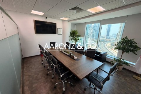 Bureau à louer à Business Bay, Dubai, EAU 107 m2 № 685843 - photo 2