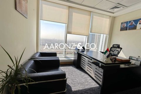 Bureau à louer à Business Bay, Dubai, EAU 282 m2 № 685844 - photo 13
