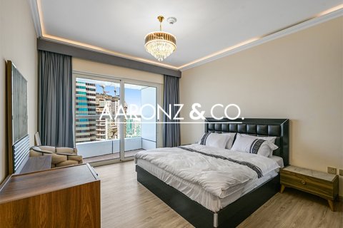 Appartamento in affitto a Dubai Marina, Dubai, EAU 4 camere da letto, 298 mq. № 685849 - foto 8
