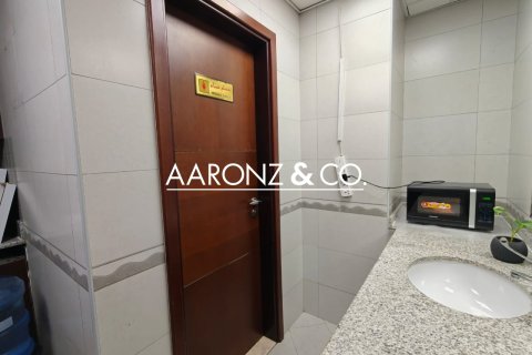 Bureau à louer à Business Bay, Dubai, EAU 255 m2 № 685845 - photo 22