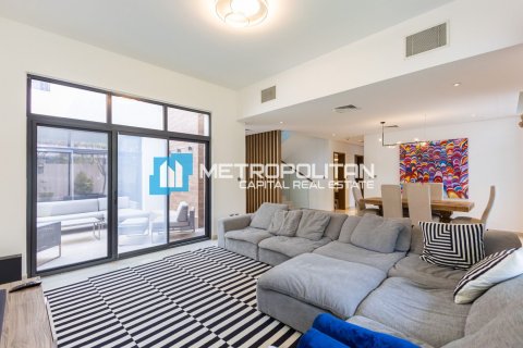Vila na Yas Island, Abu Dhabi, SAE 5 ložnice, 637.1 m² Č.: 630074 - fotografie 2