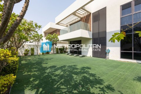 Vila na Yas Island, Abu Dhabi, SAE 5 ložnice, 637.1 m² Č.: 630074 - fotografie 3