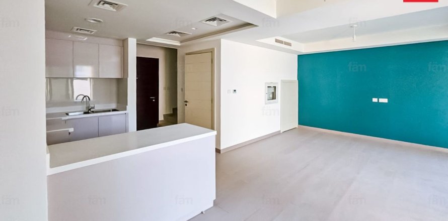 阿联酋 Dubai 联排别墅  3 卧, 170.2 平方米 , 编号 669673