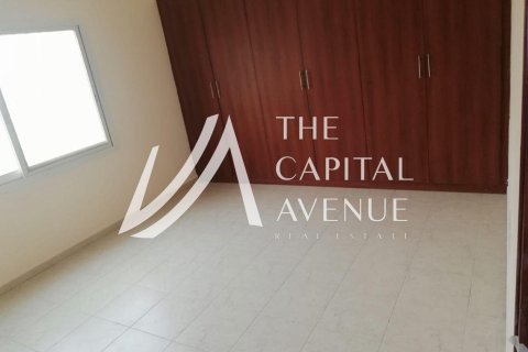 Vila di Abu Dhabi, UAE 4 bilik tidur, 248.79 meter persegi № 737189 - foto 13