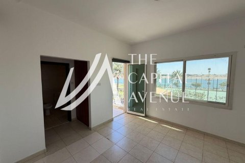 Vila di Abu Dhabi, UAE 4 bilik tidur, 248.79 meter persegi № 737189 - foto 16