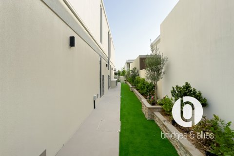 Üürile anda villa asukohaga Tilal Al Ghaf, Dubai, AÜE: 4 magamistoaga, 432 m² Nr 710436 - pilt 4