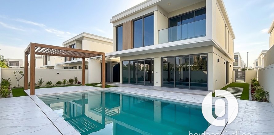 Villa asukohaga Tilal Al Ghaf, Dubai, AÜE: 4 magamistoaga, 432 m² Nr 710436