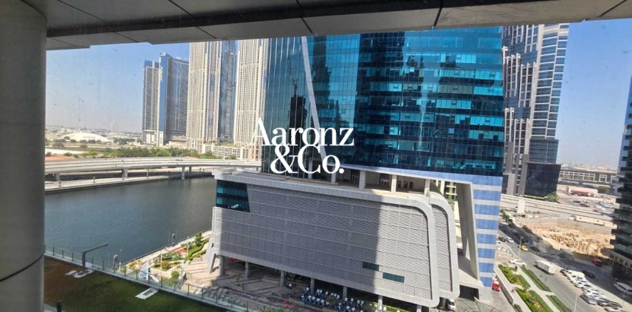 Office in Business Bay, Dubai, UAE 66 sq.m. № 710435