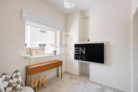 Vilë në Arabian Ranches, Dubai, Emiratet e Bashkuara Arabe 4 dhoma gjumi, 273.41 m2. № 755599 - Foto 15