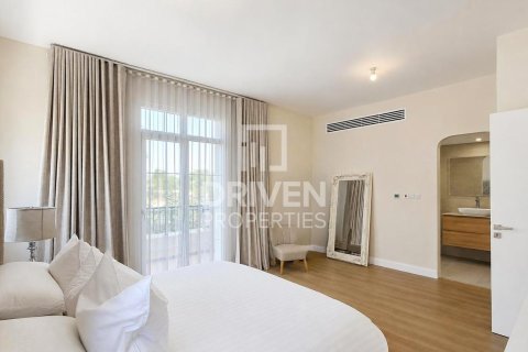 Vilë në Arabian Ranches, Dubai, Emiratet e Bashkuara Arabe 4 dhoma gjumi, 273.41 m2. № 755599 - Foto 8