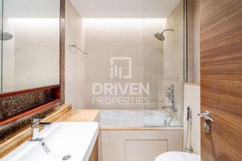 Apartment til salg i Downtown Dubai (Downtown Burj Dubai), Dubai, UAE 1 soveværelse, 107.02 kvm № 742934 - foto 14