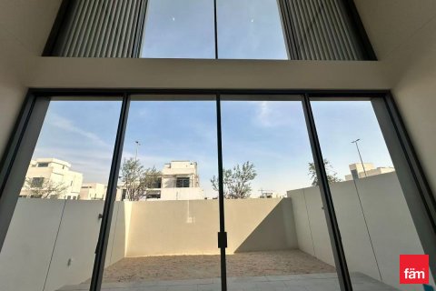 טאונהאוס להשכרה ב Dubai, איחוד האמירויות  3 חדרי שינה, 175 מ"ר, מספר 722120 - תמונה 3