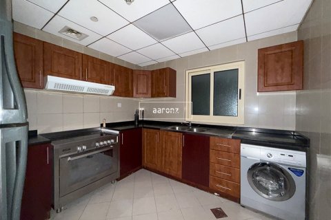 Apartament në Jumeirah Lake Towers, Dubai, Emiratet e Bashkuara Arabe 2 dhoma gjumi, 101.2 m2. № 631993 - Foto 9