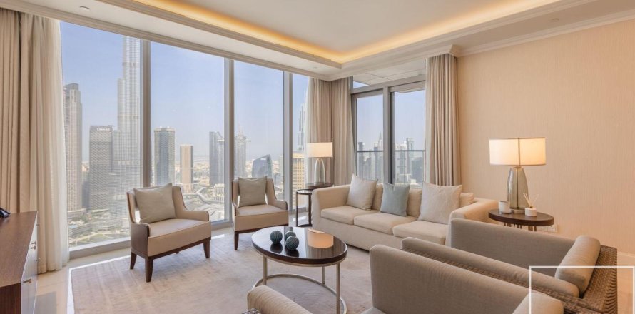 Apartment in Downtown Dubai (Downtown Burj Dubai), Dubai, UAE 3 bedrooms, 203 sq.m. № 647401