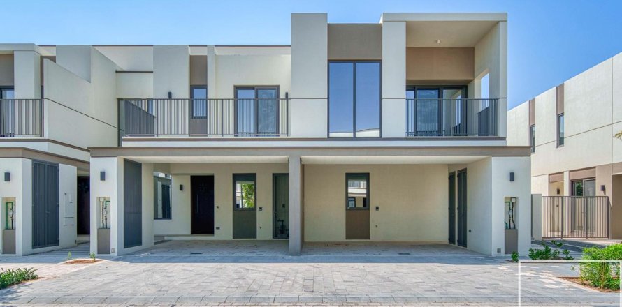 Villa in Tilal Al Ghaf, Dubai, UAE 4 bedrooms, 227 sq.m. № 647398