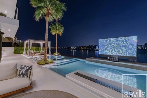 Villa in Palm Jumeirah, Dubai, UAE 5 bedrooms, 1503 sq.m. № 647397 - photo 20
