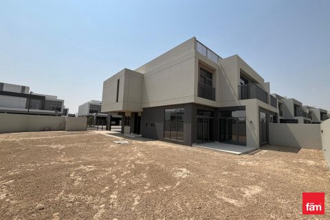 Villa sa Dubai, UAE 5 silid-tulugan, 391.9 sq.m. № 702444 - larawan 2