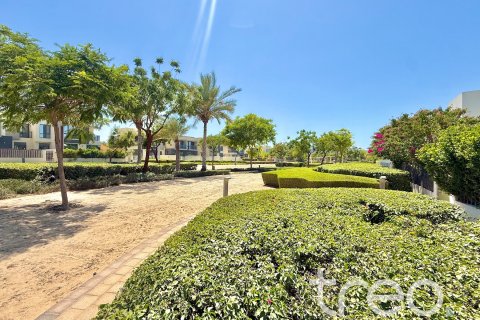 Városi lakóépület itt: Dubai Hills Estate, Dubai, EAE, 3 hálószoba, 202.44 m², azonosító: 733637 - fénykép 3