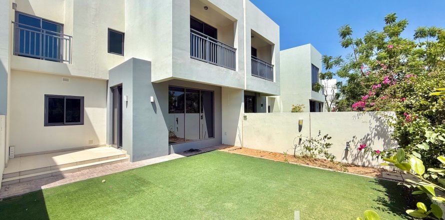 Városi lakóépület itt: Dubai Hills Estate, Dubai, EAE, 3 hálószoba, 202.44 m², azonosító: 733637