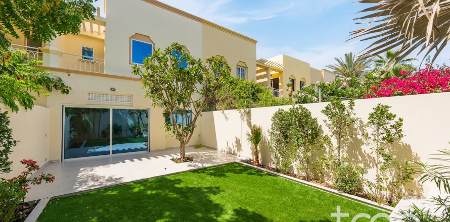 Villa itt: The Springs, Dubai, EAE, 2 hálószoba, 153.01 m², azonosító: 733635