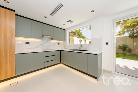 Villa itt: The Springs, Dubai, EAE, 2 hálószoba, 153.01 m², azonosító: 733635 - fénykép 7