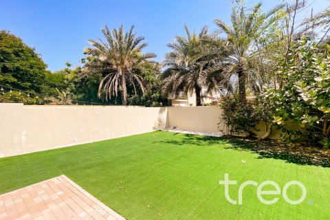Villa itt: The Springs, Dubai, EAE, 3 hálószoba, 208.66 m², azonosító: 733638 - fénykép 17