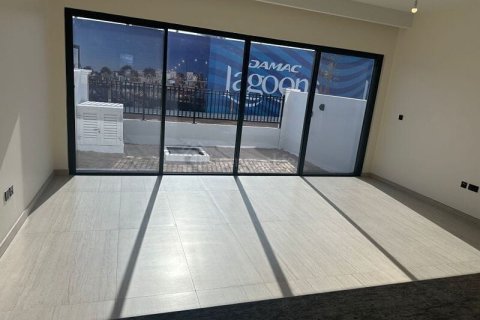 Вилла в Damac Lagoons, Дубай, ОАЭ 4 спальни, 144м2 № 686460