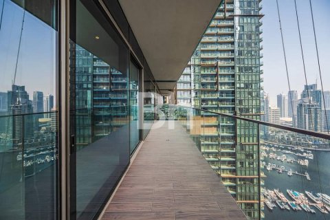 Apartman u gradu Dubai Marina, UAE 3 spavaće sobe, 198 m2 Br. 643097 - Slika 4
