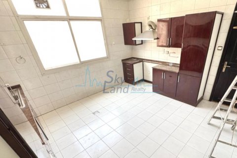 Vila v Jumeirah, Dubai, SAE 4 ložnice, 464.5 m² Č.: 629677 - fotografie 7