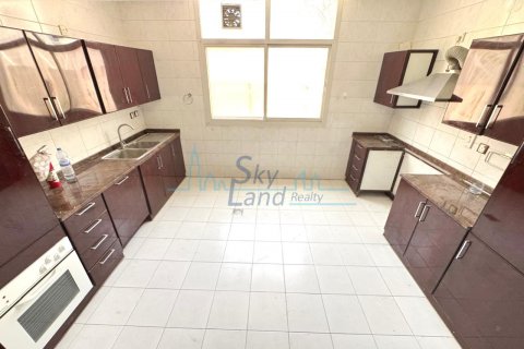 Vila v Jumeirah, Dubai, SAE 4 ložnice, 464.5 m² Č.: 629677 - fotografie 6