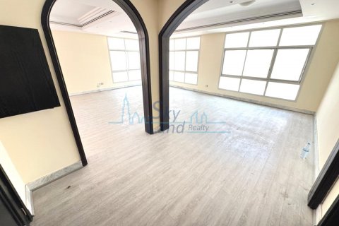 Vila v Jumeirah, Dubai, SAE 4 ložnice, 464.5 m² Č.: 629677 - fotografie 2
