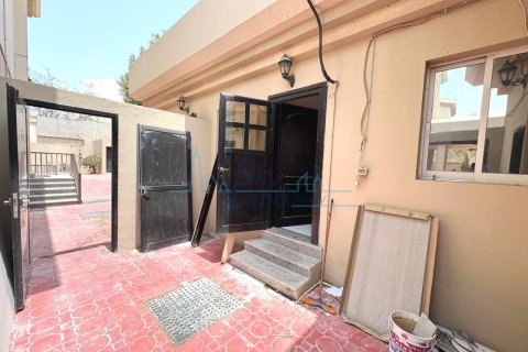 Vila v Jumeirah, Dubai, SAE 4 ložnice, 464.5 m² Č.: 629677 - fotografie 16