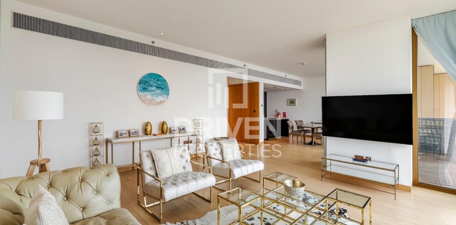 Apartment i Jumeirah, Dubai, UAE 1 soveværelse, 138 kvm № 684150