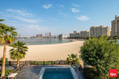 Üürile anda villa asukohaga Palm Jumeirah, Dubai, AÜE: 5 magamistoaga, 340.2 m² Nr 629468 - pilt 5